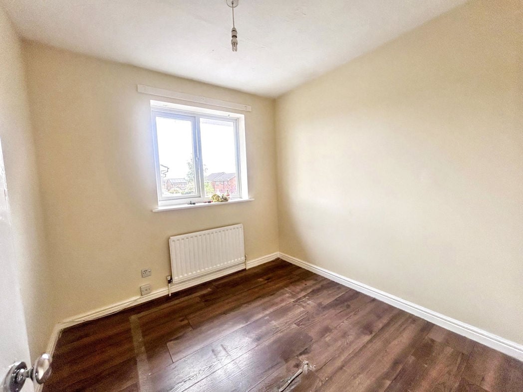 Property image 11 of 14