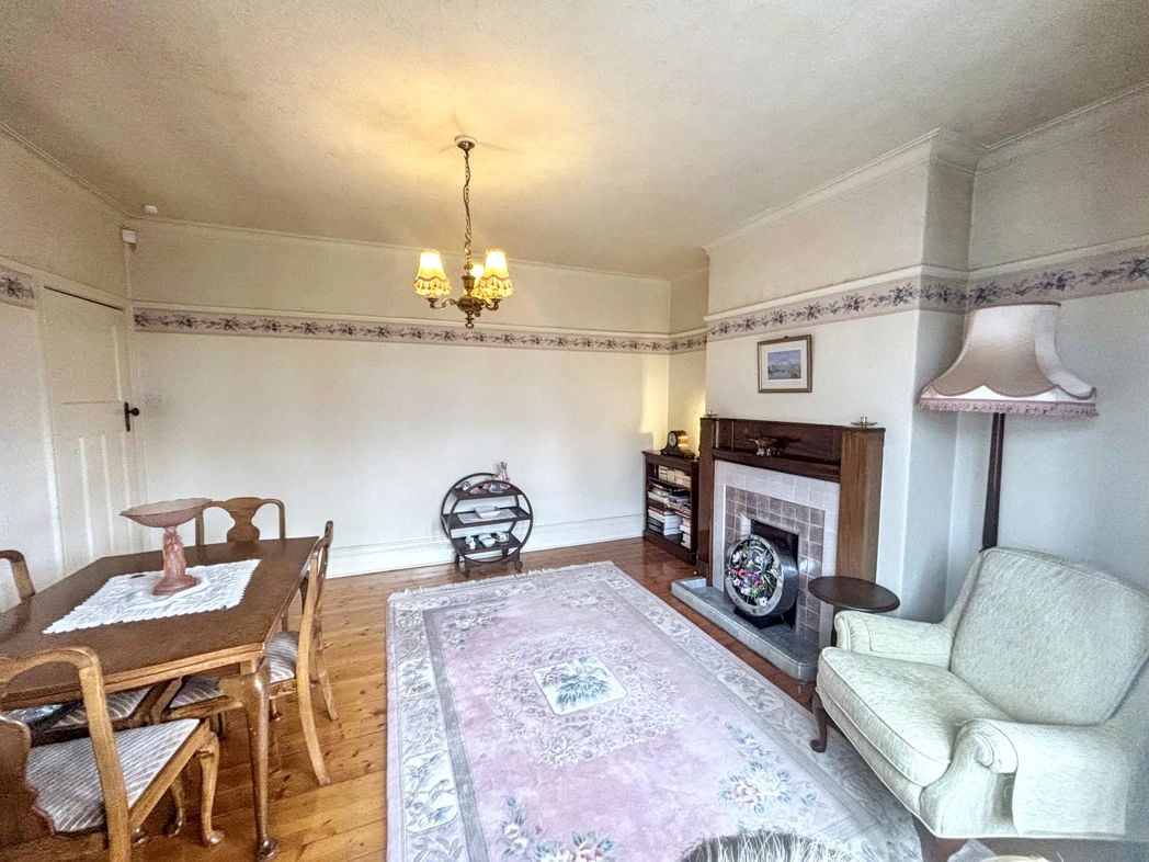 Property image 1 of 11