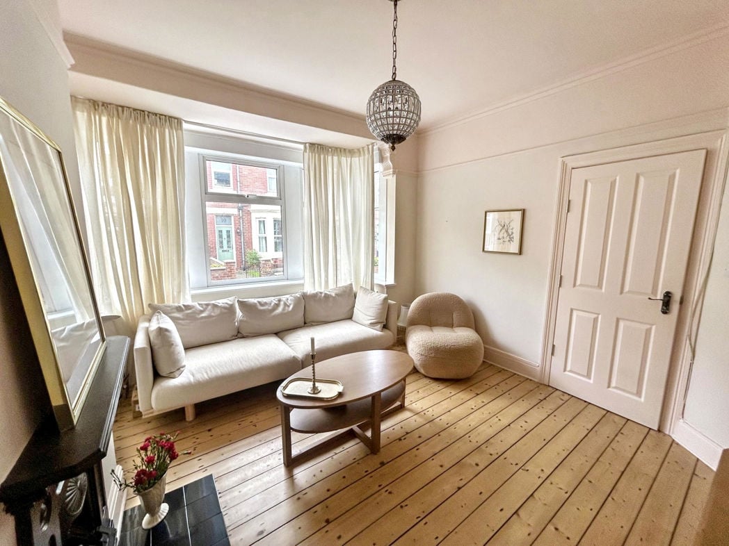 Property image 2 of 16