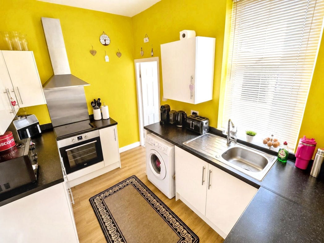 Property image 5 of 13
