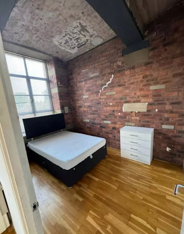 Property image 5 of 8