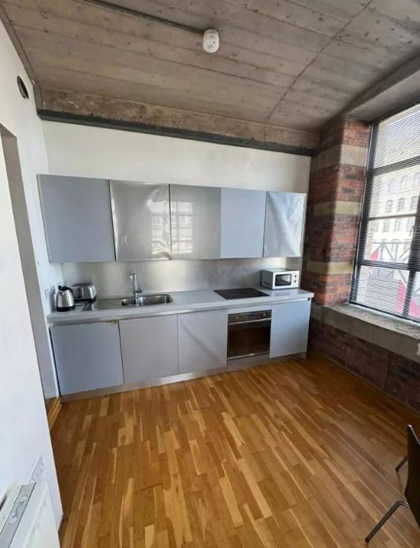 Property image 6 of 8