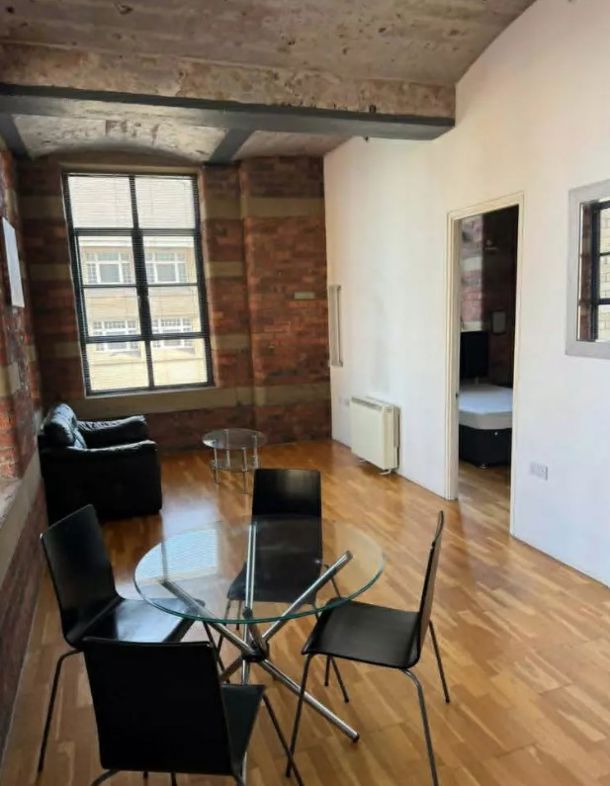 Property image 7 of 8