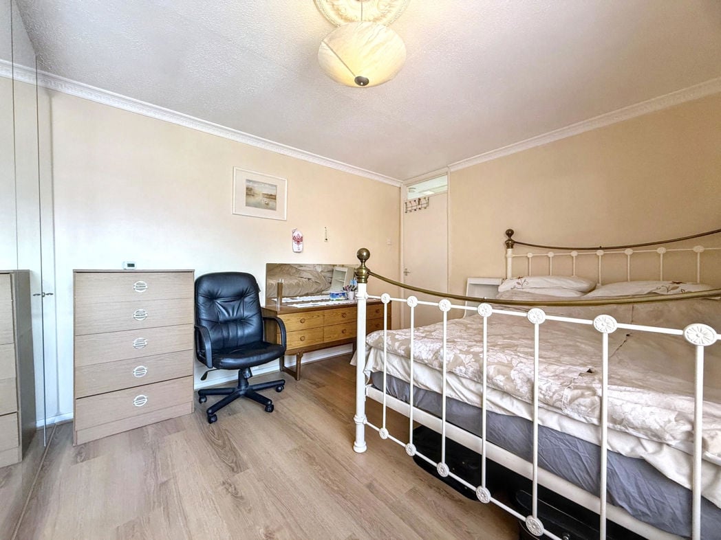 Property image 13 of 22