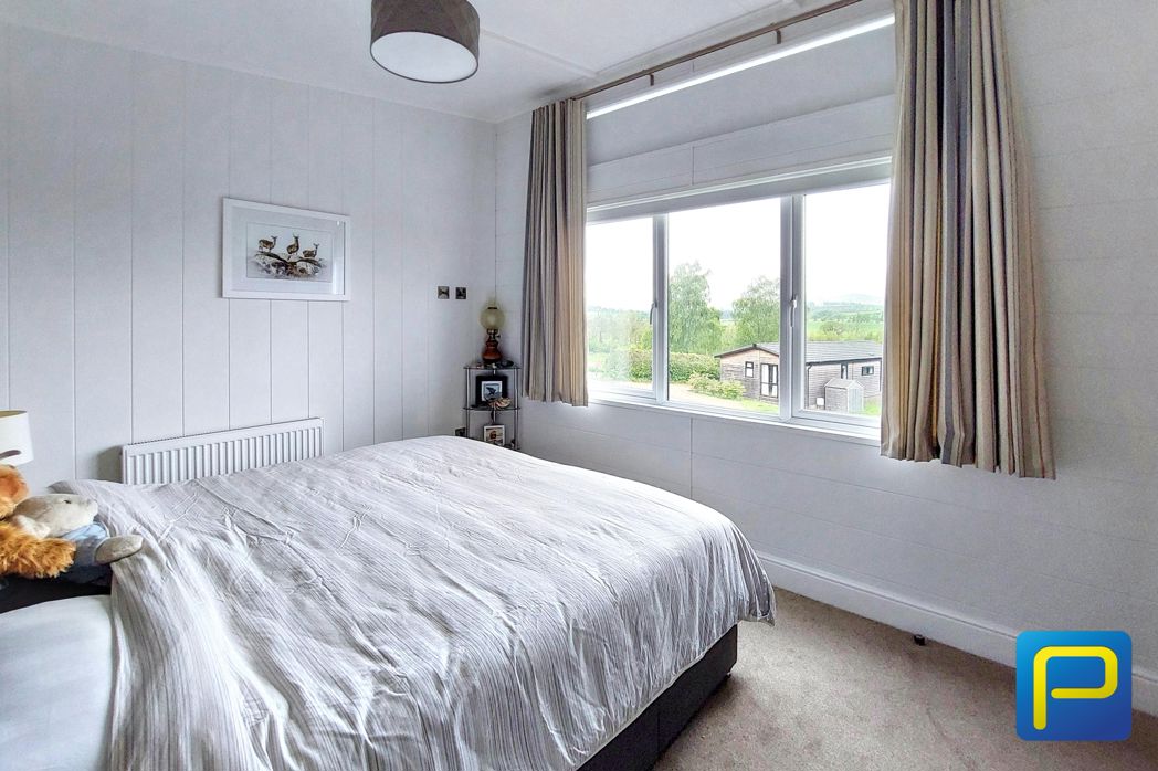 Property image 13 of 25