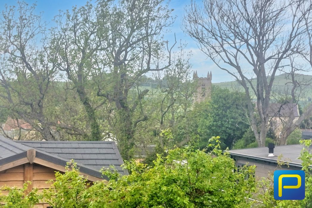 Property image 22 of 25