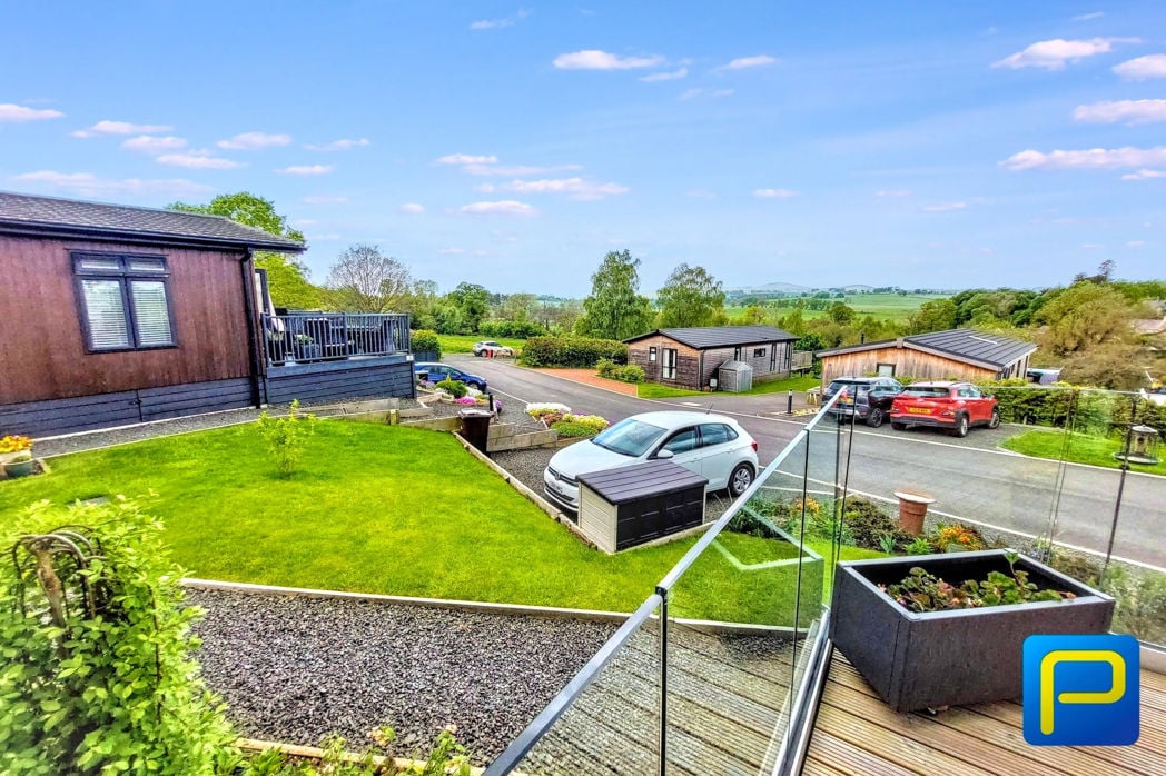 Property image 23 of 25