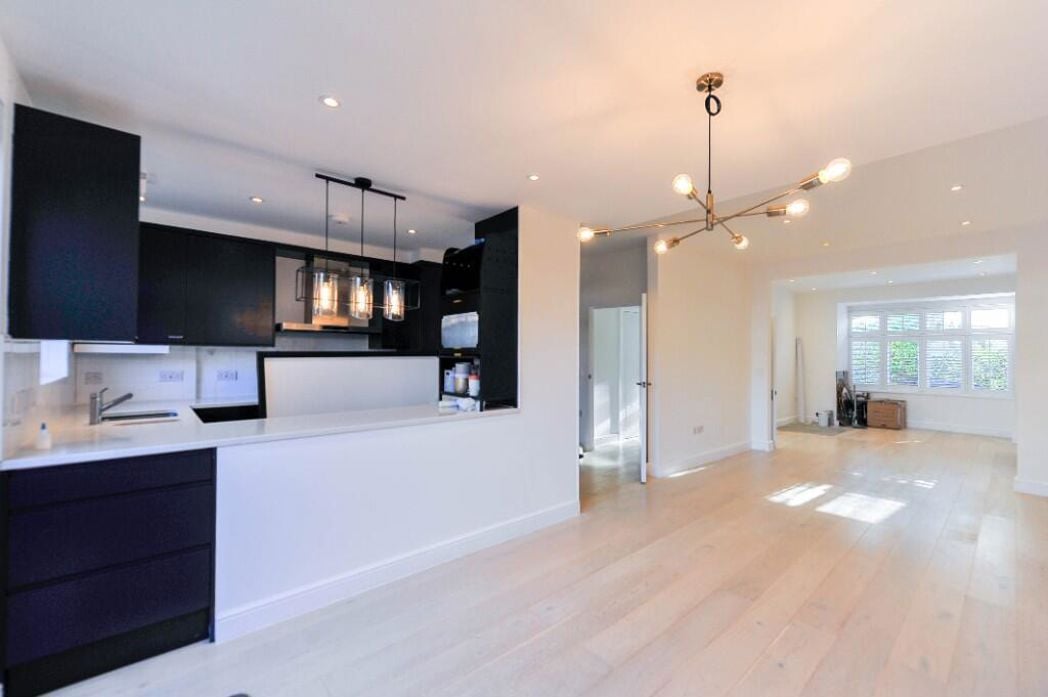 Property image 5 of 19