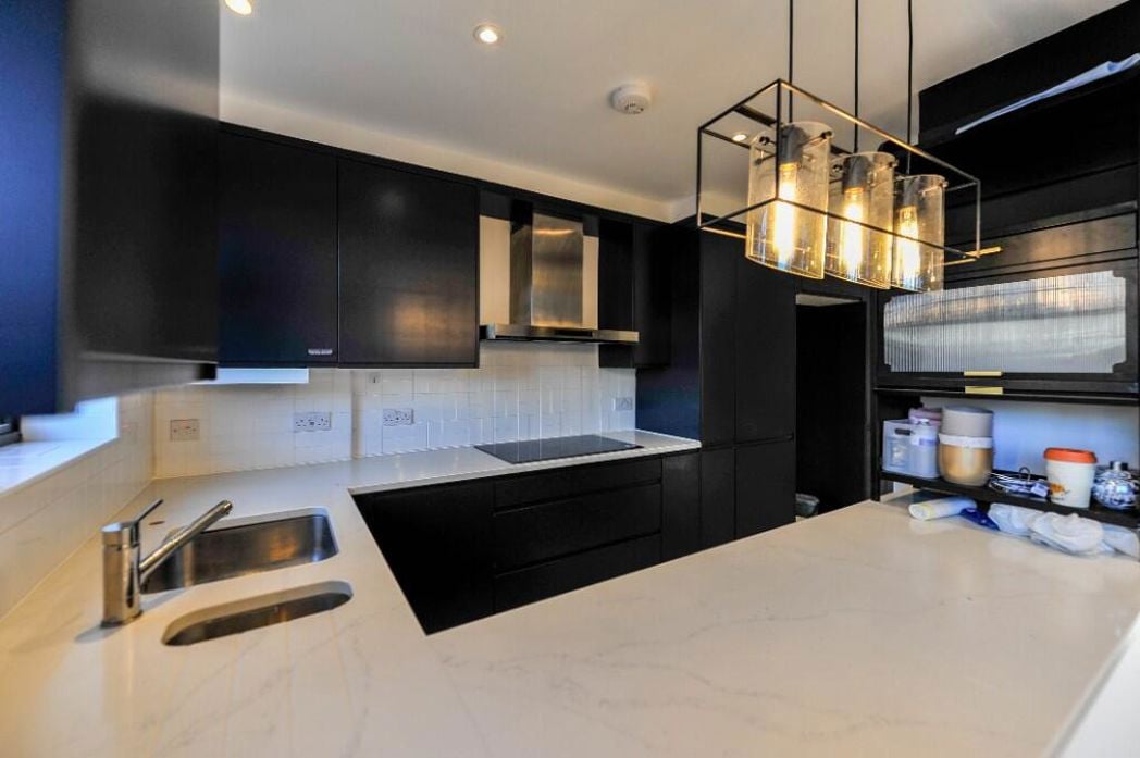 Property image 6 of 19