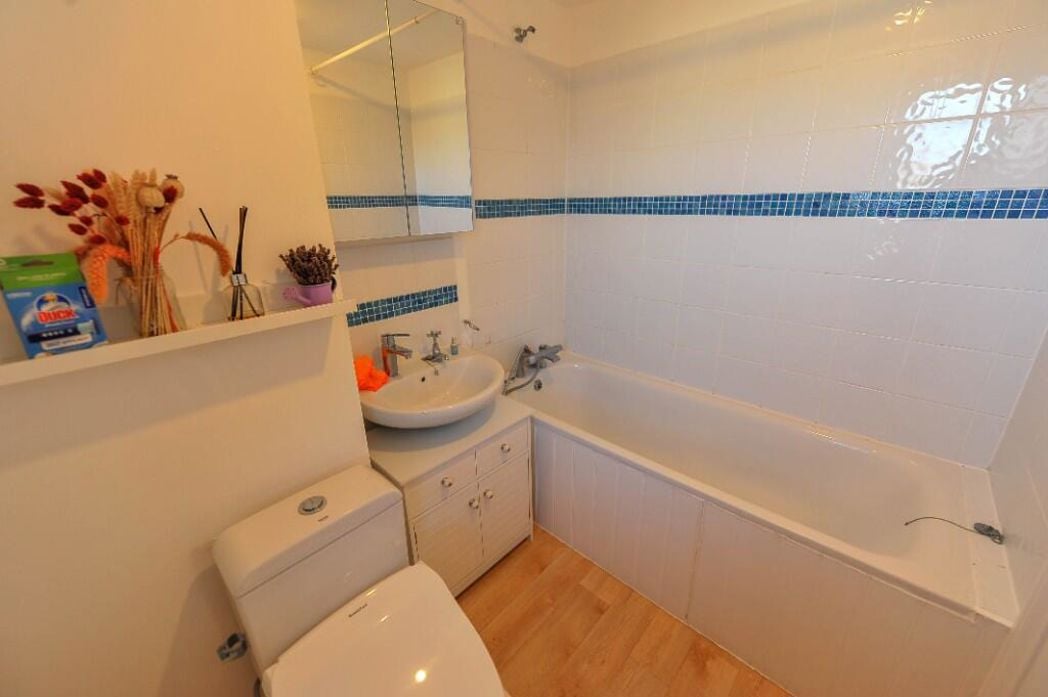 Property image 12 of 19