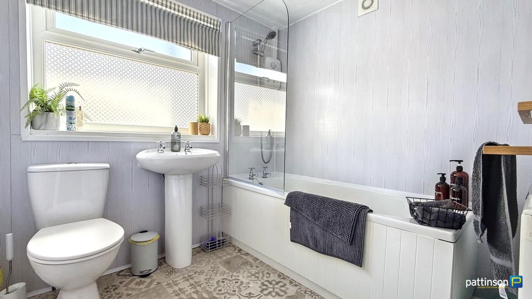 Property image 21 of 26