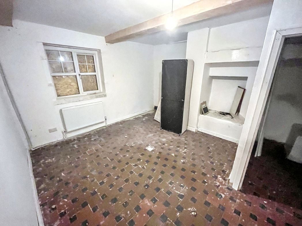 Property image 6 of 21