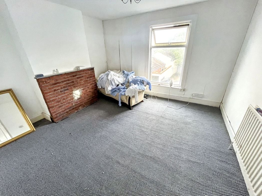 Property image 13 of 21