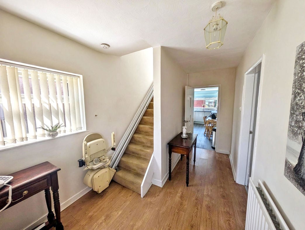 Property image 2 of 15