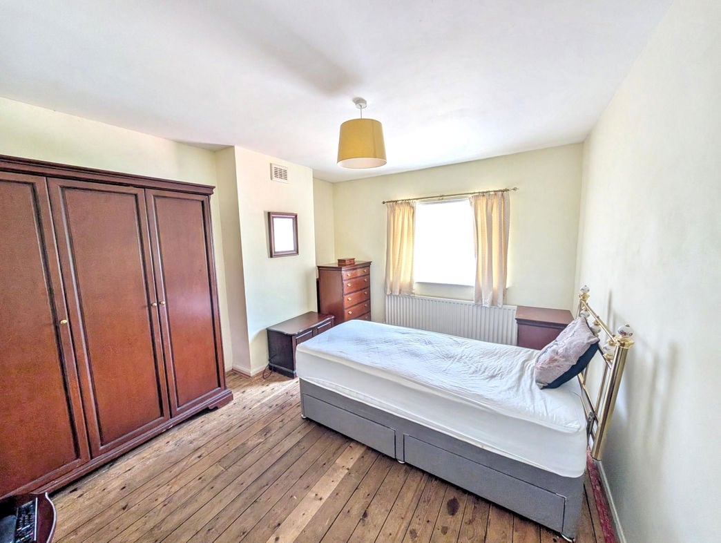 Property image 7 of 15