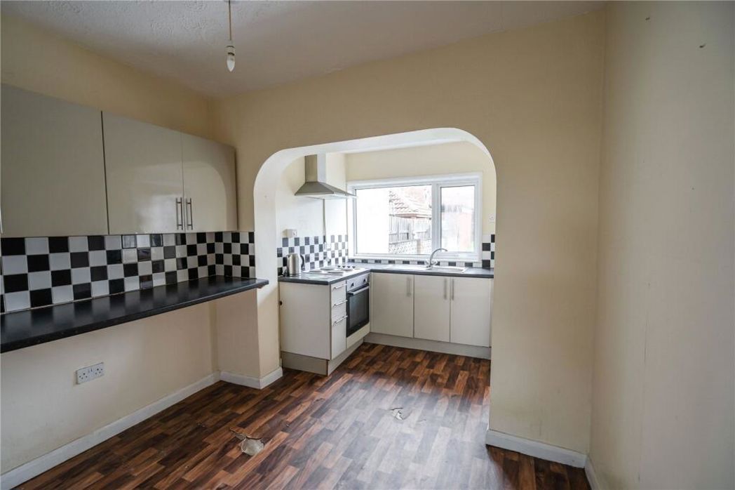 Property image 4 of 19