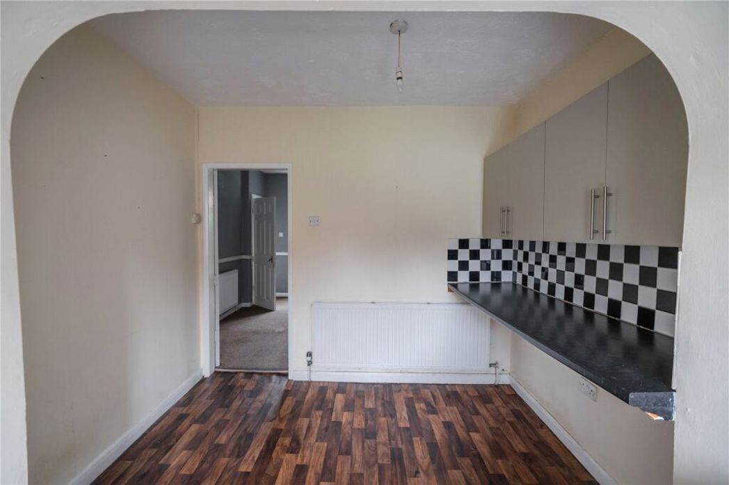 Property image 5 of 19