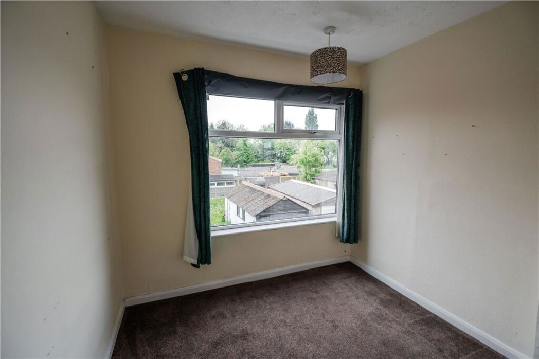 Property image 11 of 19