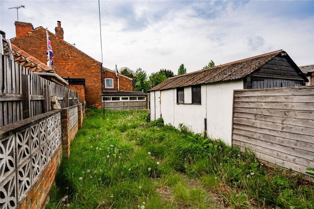Property image 15 of 19