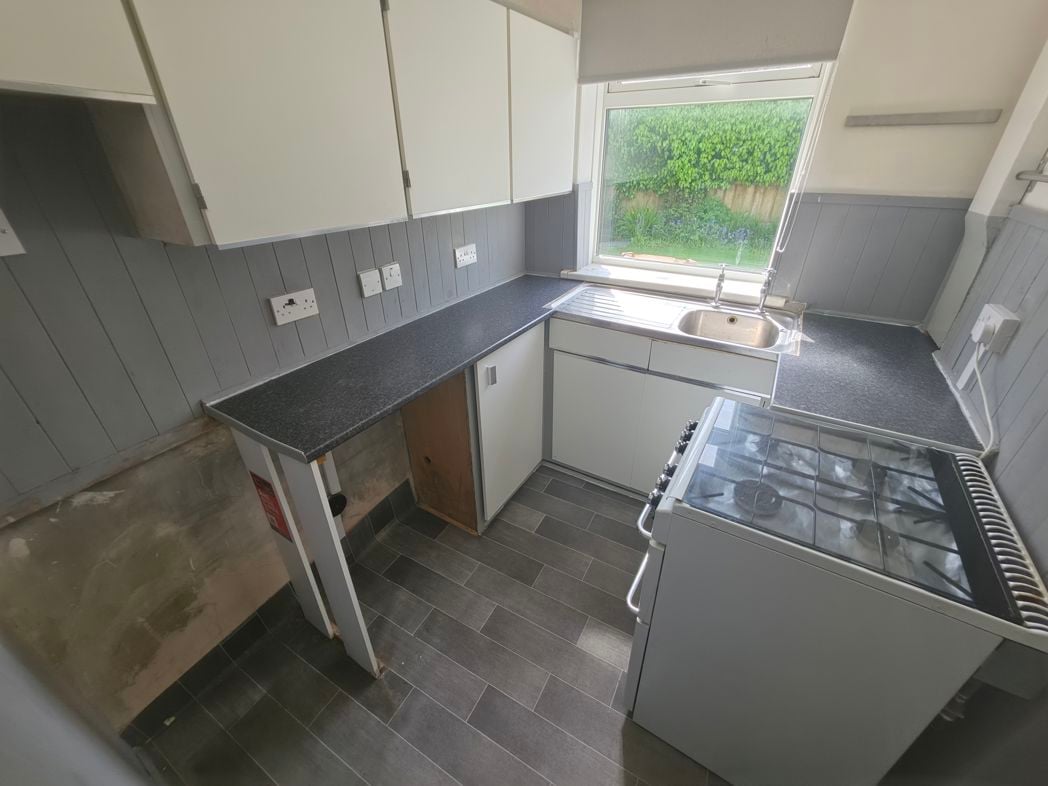 Property image 4 of 19