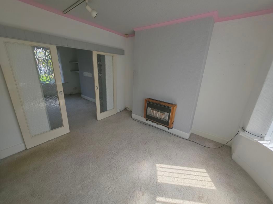 Property image 6 of 19