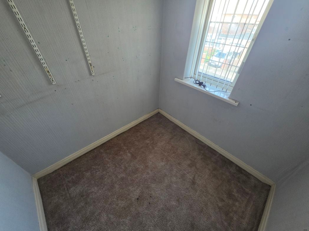 Property image 10 of 19