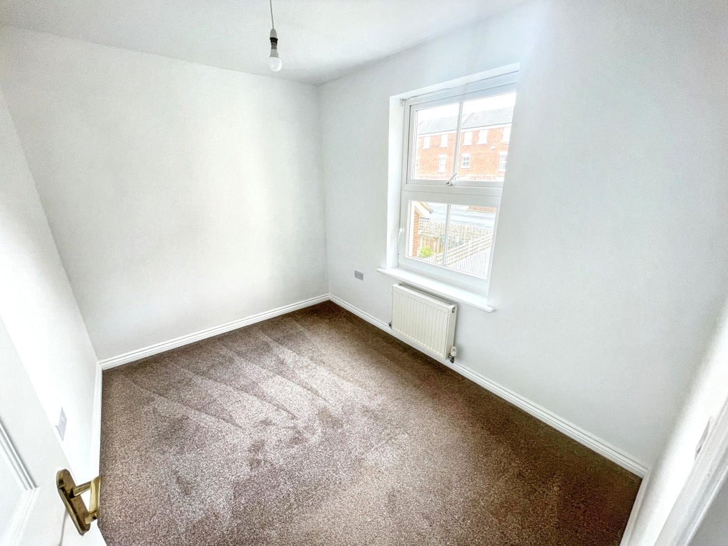 Property image 6 of 7