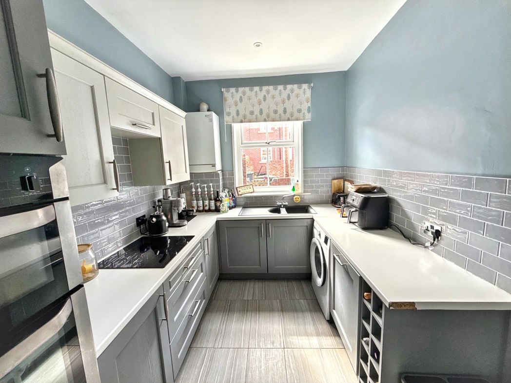 Property image 4 of 12
