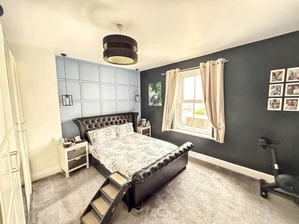 Property image 6 of 12
