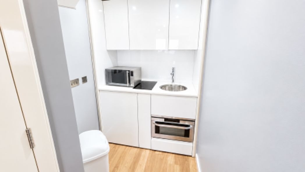Property image 11 of 12