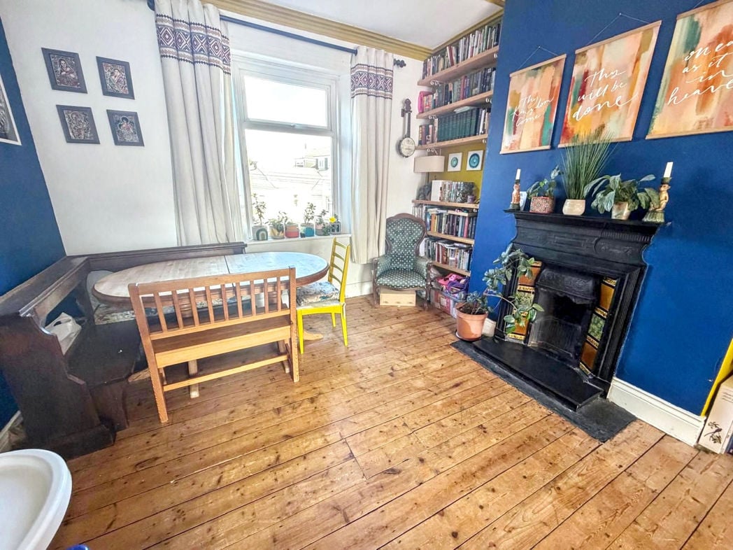 Property image 10 of 21