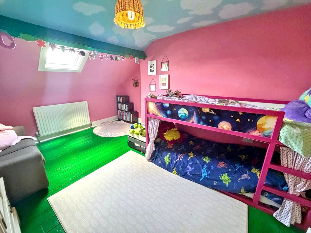 Property image 18 of 21