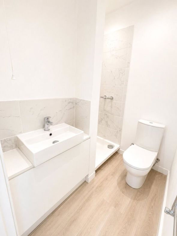 Property image 6 of 11