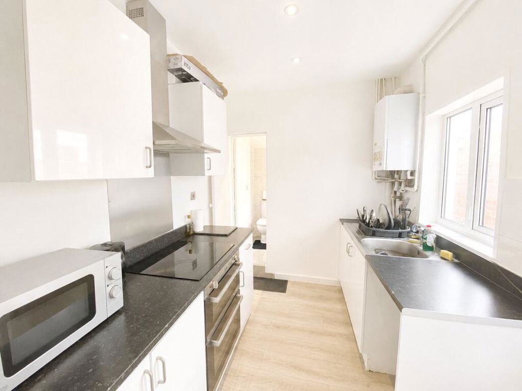 Property image 10 of 11