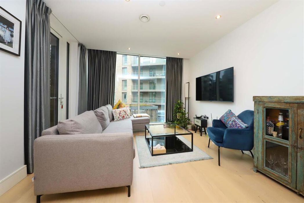 Property image 3 of 11