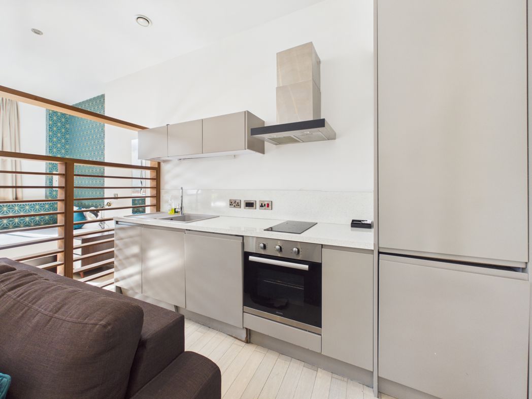 Property image 4 of 8