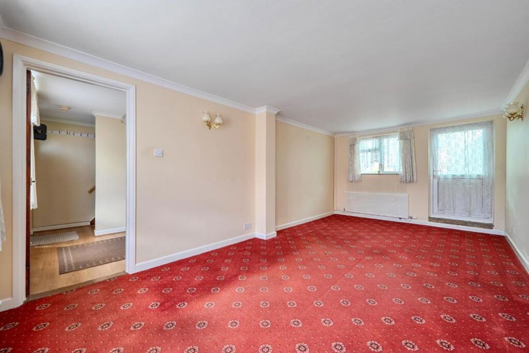 Property image 4 of 19
