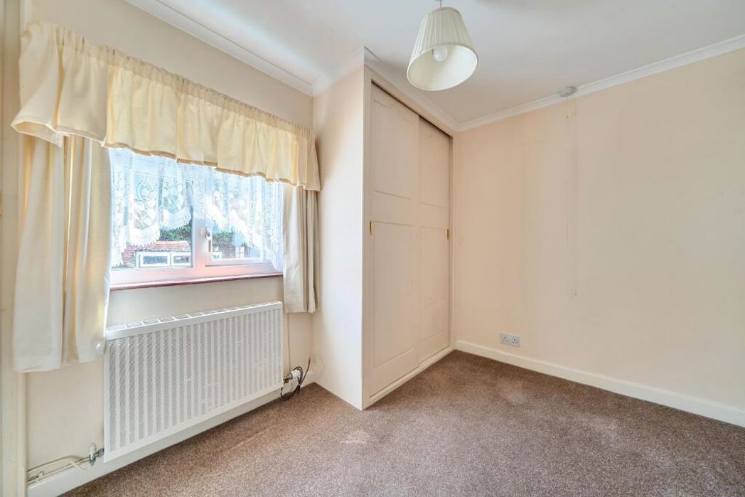 Property image 9 of 19