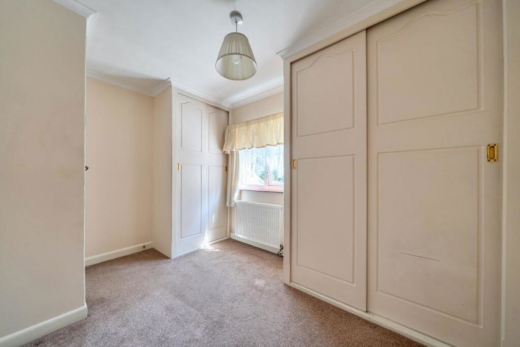 Property image 10 of 19