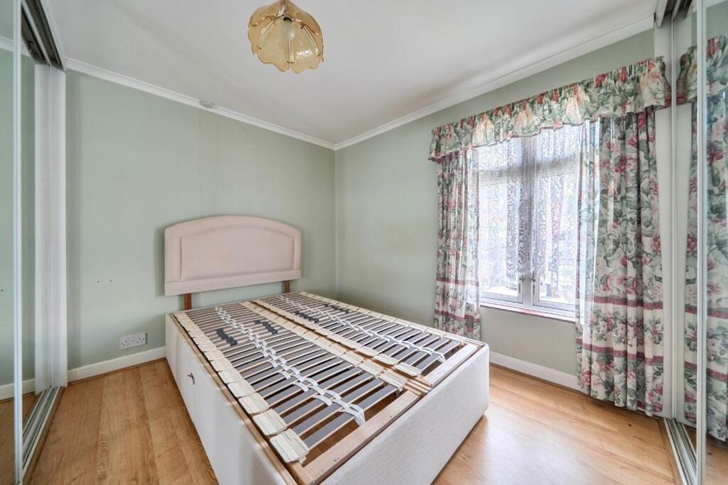 Property image 13 of 19