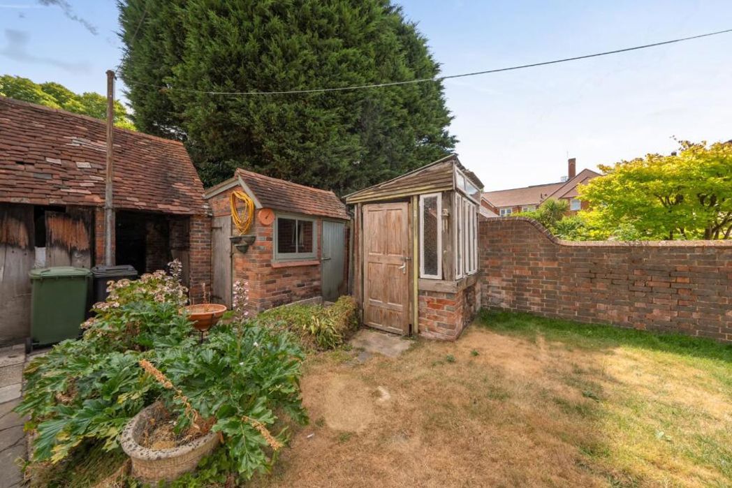 Property image 16 of 19