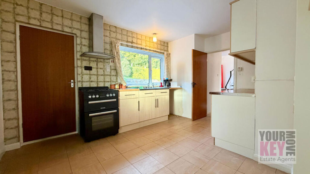 Property image 11 of 29