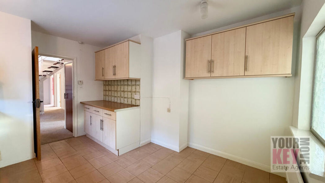Property image 12 of 29