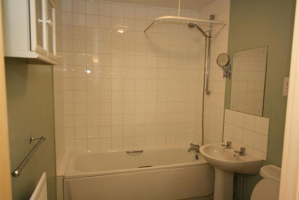 Property image 5 of 5