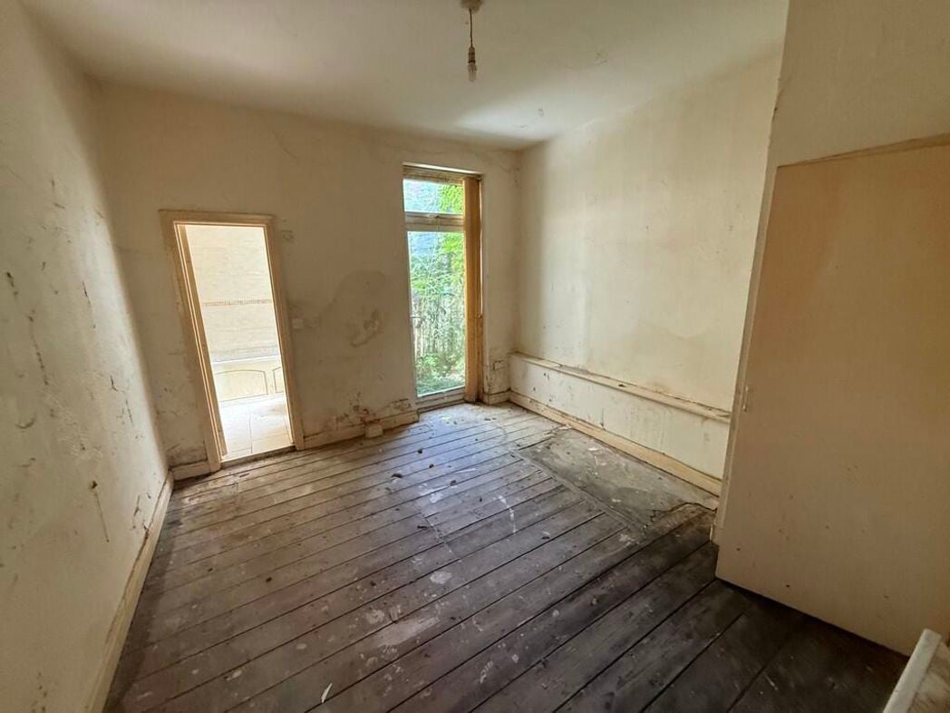 Property image 1 of 5