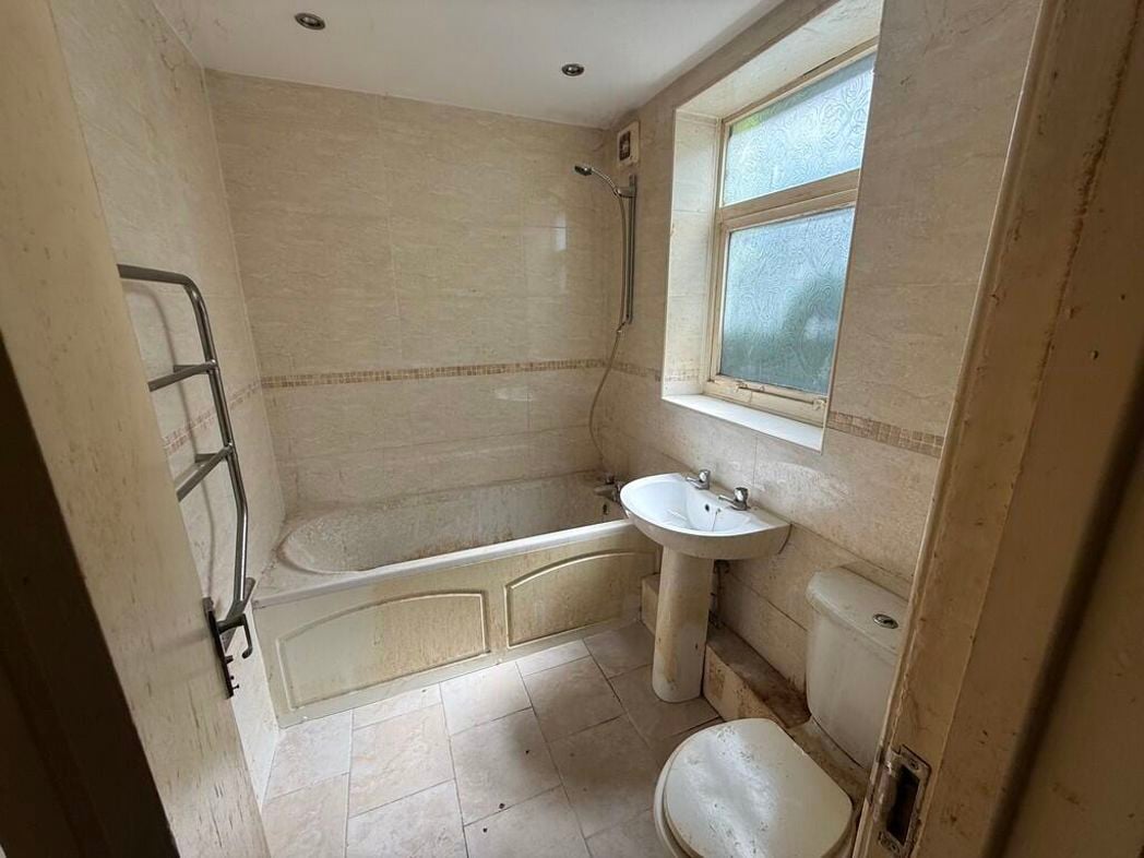 Property image 5 of 5