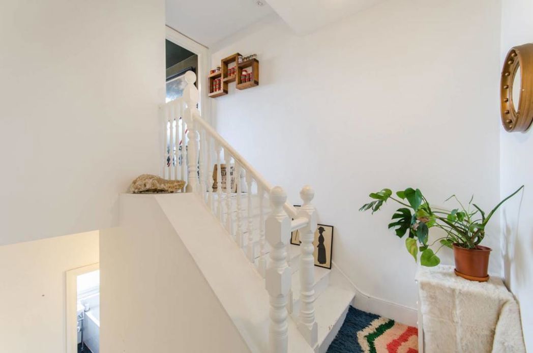 Property image 2 of 16