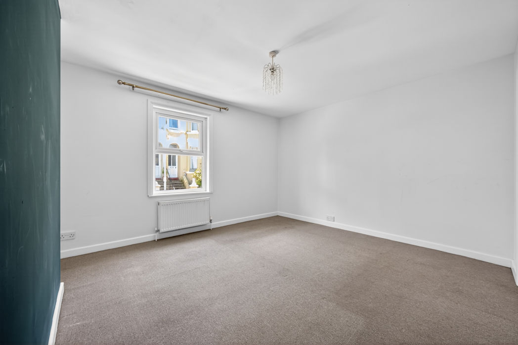 Property image 2 of 19
