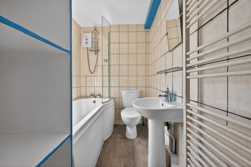 Property image 7 of 19