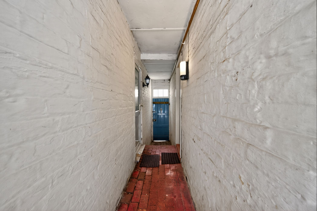 Property image 14 of 19